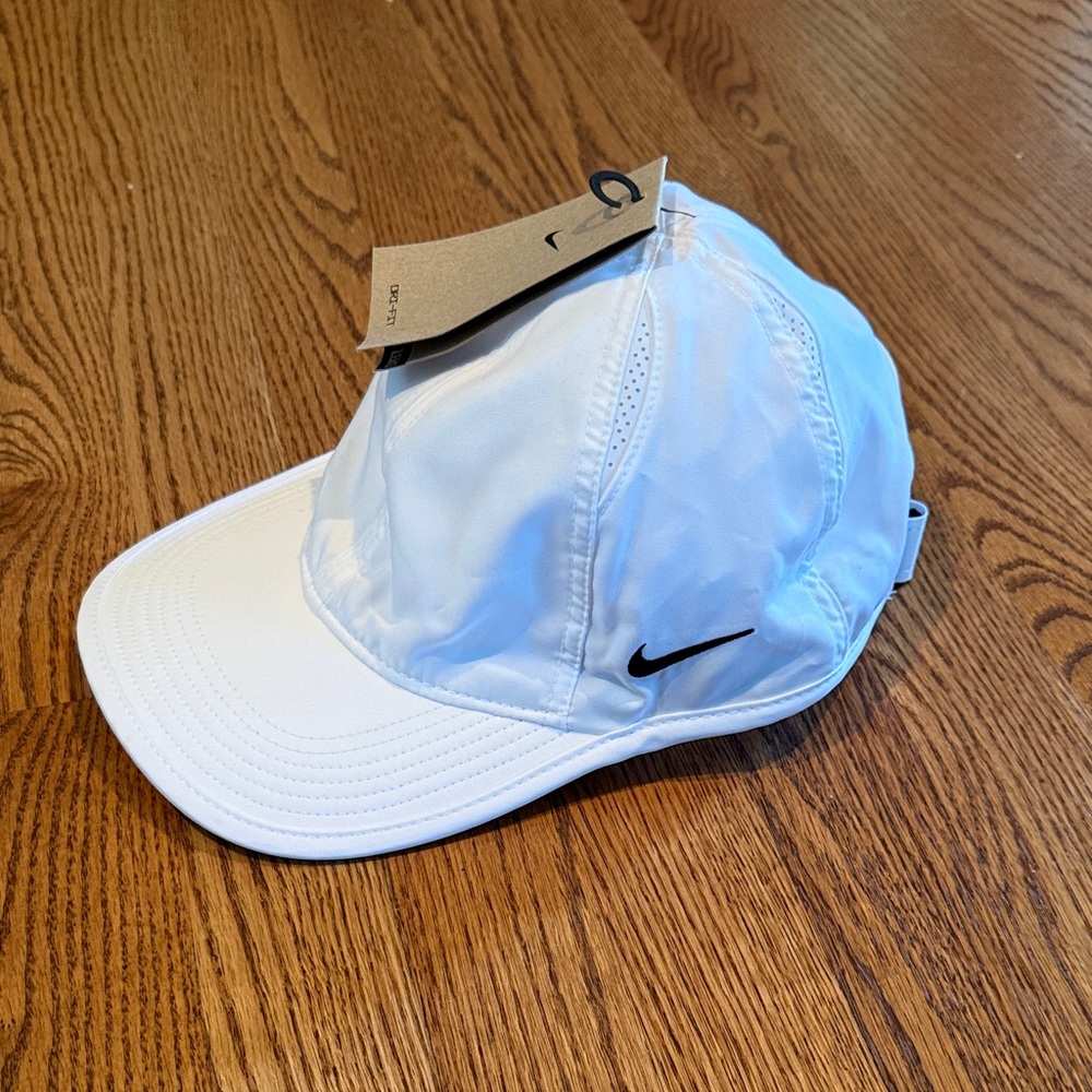 NWT Nike White Tennis Baseball Hat Cap with Black Swoosh